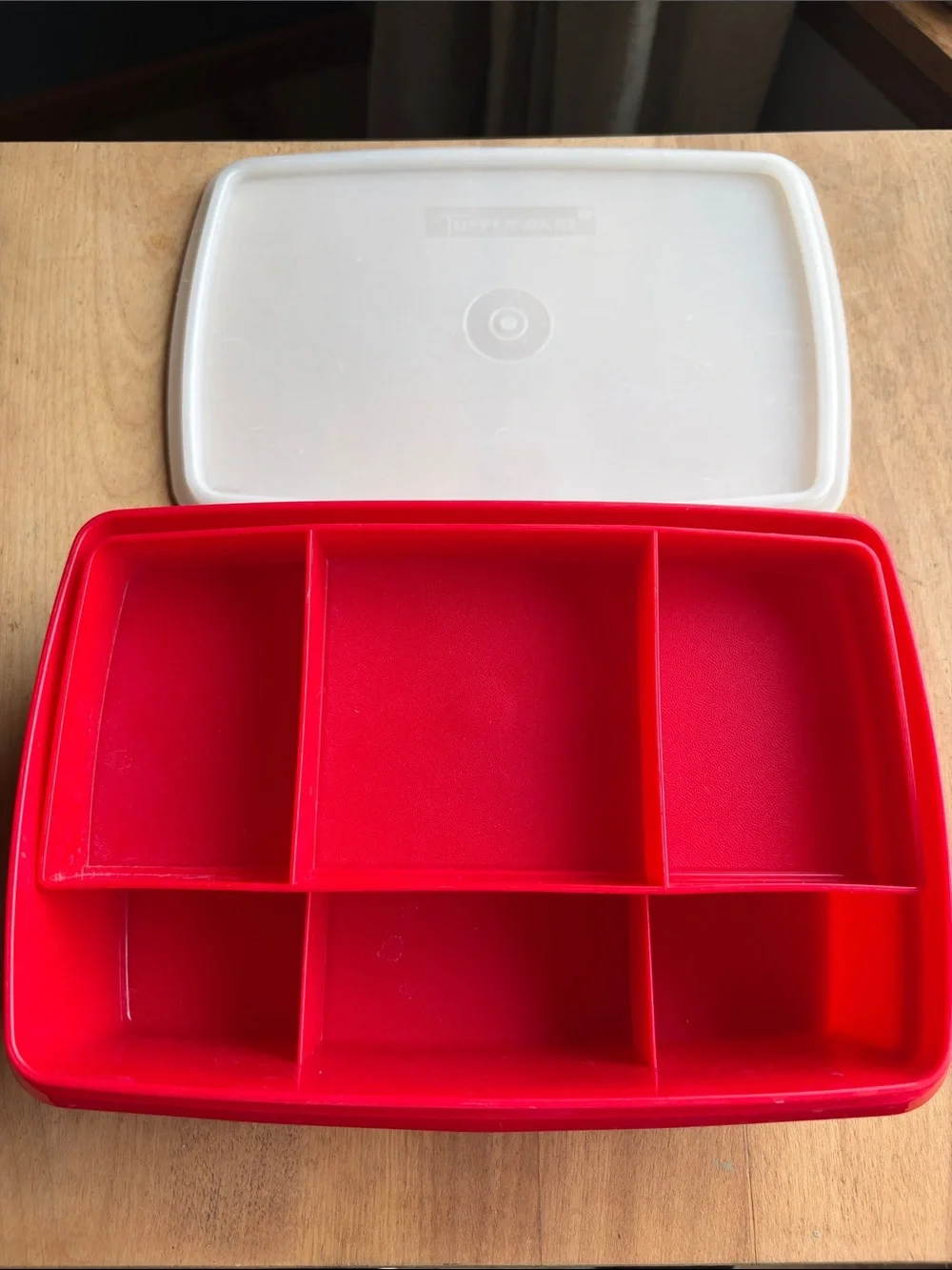 VINTAGE TUPPERWARE Tuppercraft RED Stow-N-Go Storage Hobby Container 767-13
